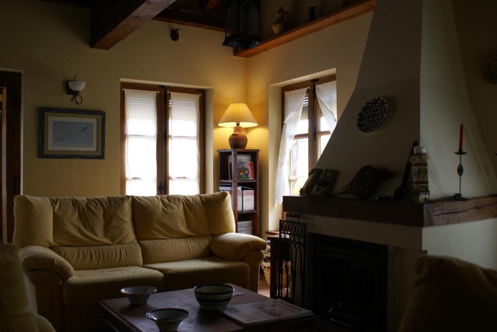 Hotel Rural Aguallevada Paramio エクステリア 写真